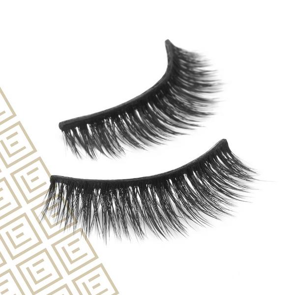 Ulta Eylure  Pre-Glued Luxe Faux Mink Eyelashes Sapphire