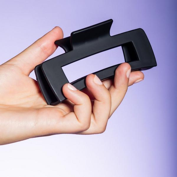 Ulta GIMME Beauty  Extra Grip Rectangle Claw Clip For Medium Hair