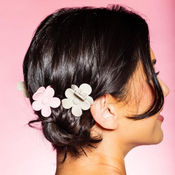 Ulta GIMME Beauty  Fine Hair Small Flowers Claw Clip