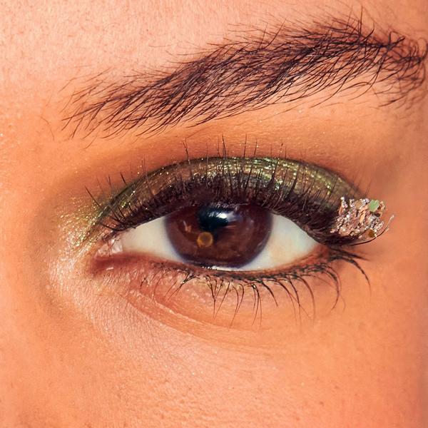 Ulta Kiss  ImPRESS X WICKED For Good Self Adhesive Eyelash Clusters