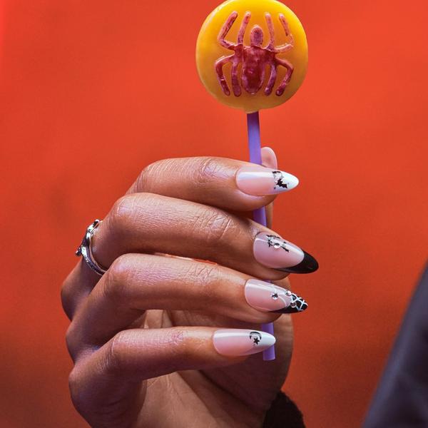 Ulta Kiss  Voguish Fantasy Halloween Press On Nails - Witch Out