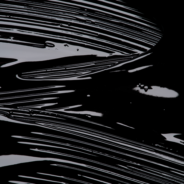 Ulta KVD Beauty  Full Sleeve Long + Defined Tubing Mascara