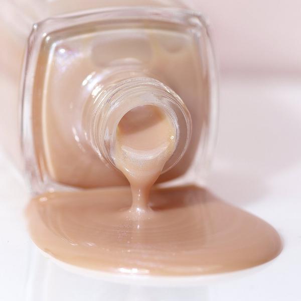 Ulta Londontown  KUR Bare Illuminating Nail Concealer