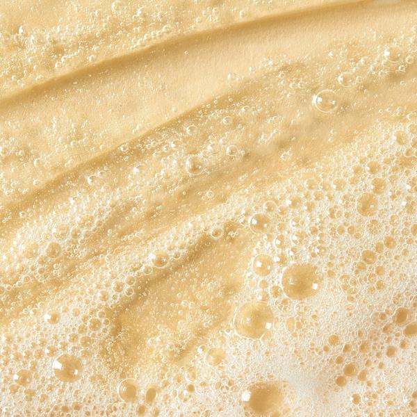 Ulta Naturium  The Glow Getter Multi-Oil Hydrating Body Wash