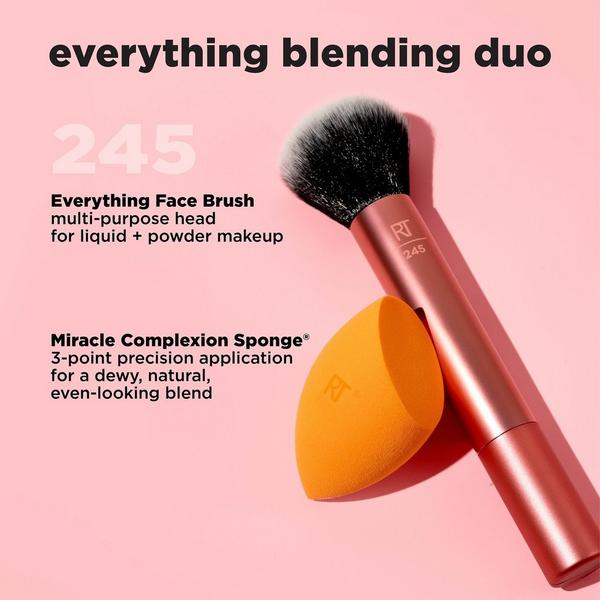 Ulta Real Techniques  Everything Blending Makeup Brush + Sponge Duo