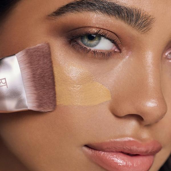 Ulta Real Techniques  New Nudes 2.0 H-Diamond Blending Brush