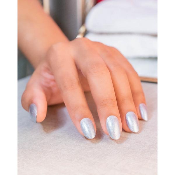 Ulta Red Carpet Manicure  LED Soft Gel Short Oval Nail Tips