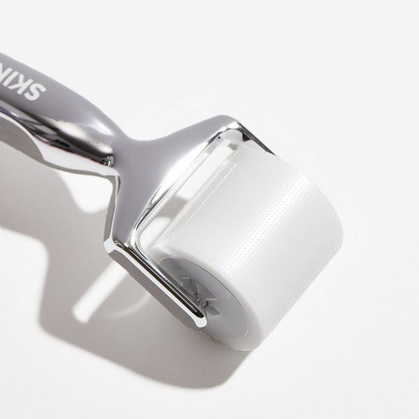 Ulta Skin Gym  Microfusion Dissolving Hyaluronic Roller