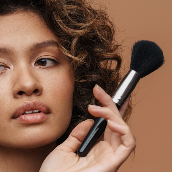 Ulta AMAZING COSMETICS  Velvet Brush