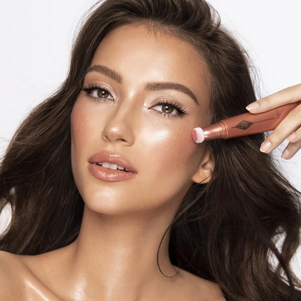 Ulta Charlotte Tilbury  Beauty Highlighter Wand