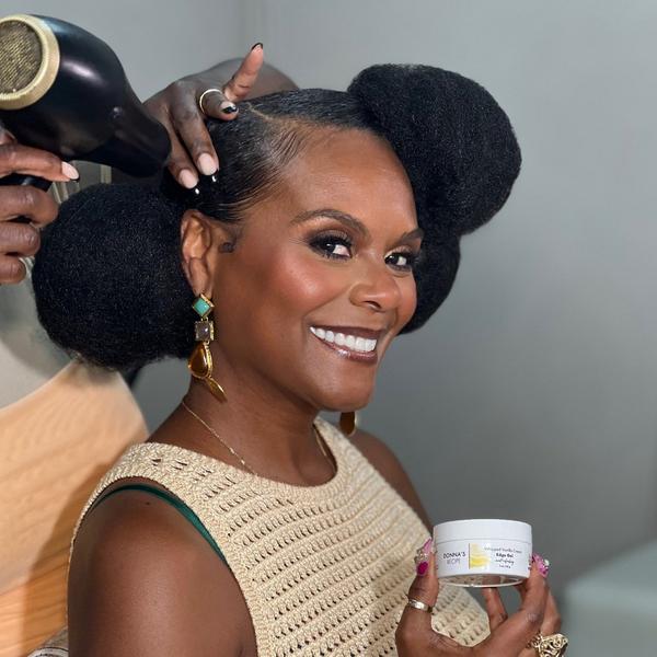 Ulta DONNA'S RECIPE  Whipped Vanilla Cream Edge Gel