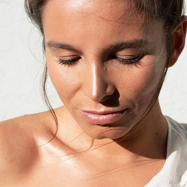 Ulta Ere Perez  Vanilla Highlighter