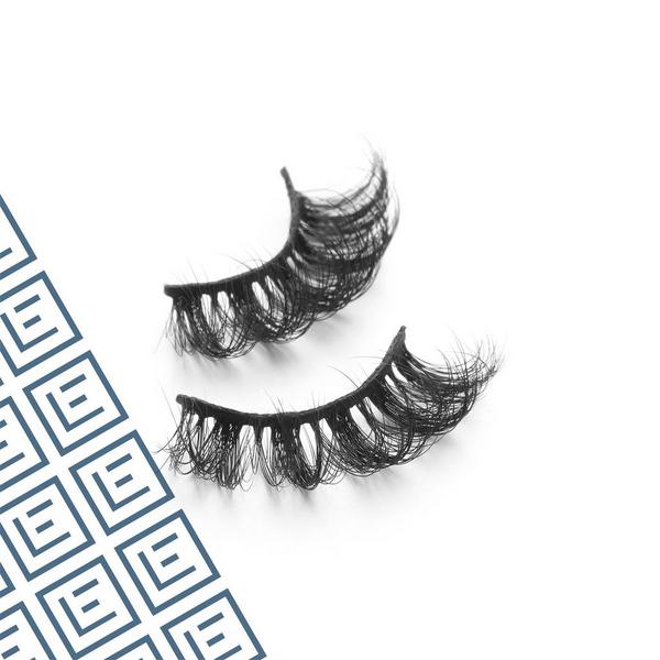 Ulta Eylure  Volume & Curl No. 128 Pre-Glued Eyelashes