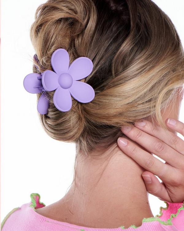 Ulta GIMME Beauty  Medium Hair Daisy Claw Clip