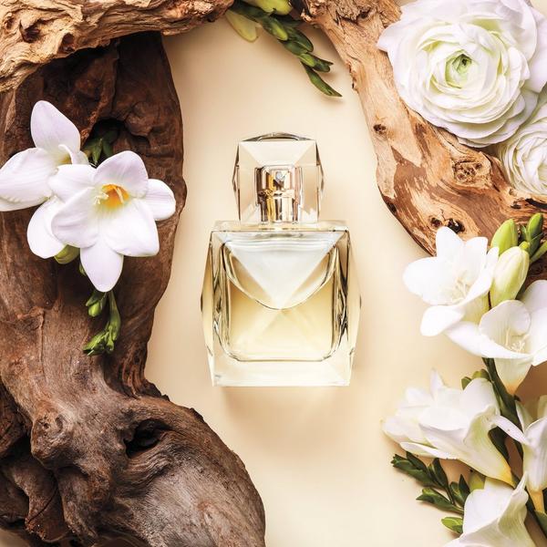 Ulta KHLOÉ KARDASHIAN  XO KHLOÉ