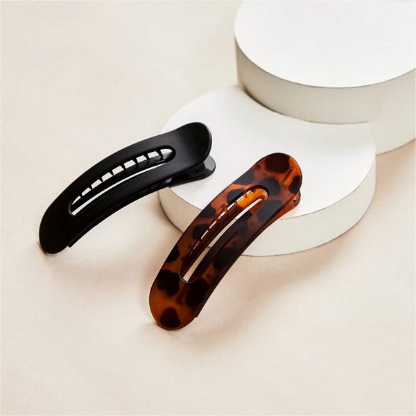 Ulta Kitsch  Flat Lay Hair Clips