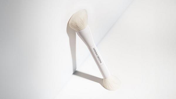 Ulta NATASHA DENONA  HY-GEN Face Brush