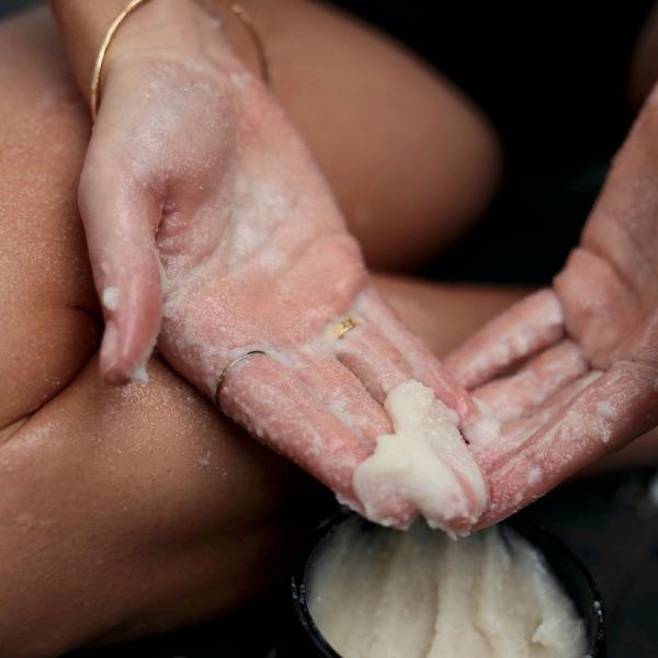 Ulta Pirette  Coconut Oil Body Scrub