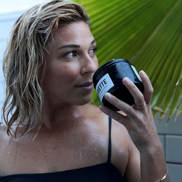 Ulta Pirette  Coconut Oil Body Scrub