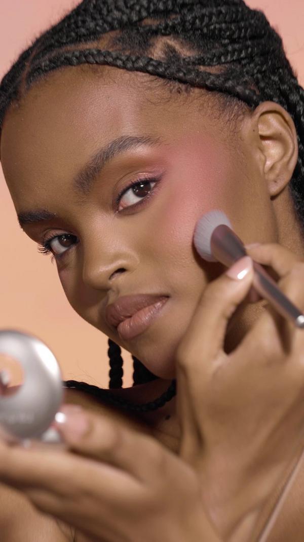 Ulta R.e.m. Beauty  B1 Blush Brush