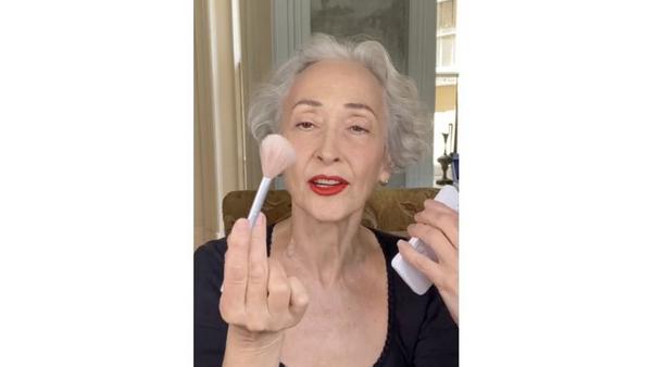 Ulta RMS Beauty  Skin2Skin Classic Fan Brush