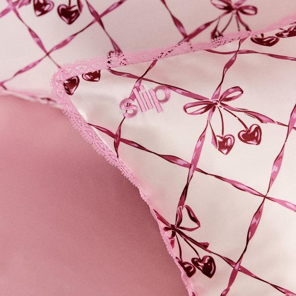 Ulta Slip  Pure Silk Queen Pillowcase Lace Trim