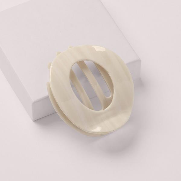 Ulta The Hair Edit  Quiet Luxury Flat Lay Claw Clip