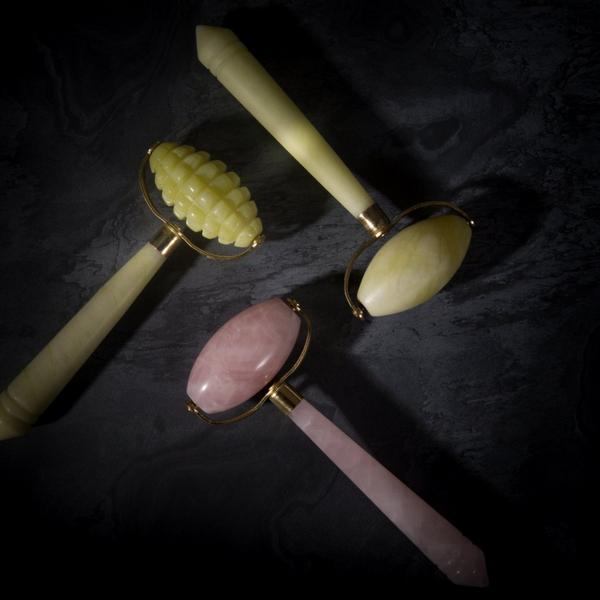 Ulta White Lotus Beauty  Genuine Crystal Intensive Roller Chemical Free Jade