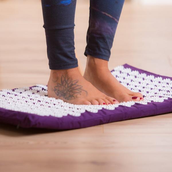 Ulta White Lotus Beauty  Premium Acupressure Mat & Pillow Set